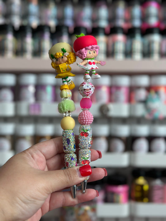 Strawberry Club Friends